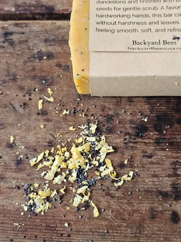 Dandelion Poppy Scent Poppy seeds and fresh lemon shavings from dandelion poppy scrub