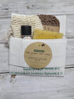 Green Gift Ideas: 4 piece shower set with sustainable Backyard Bees products