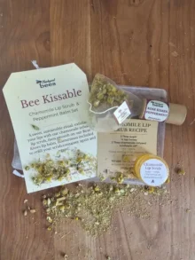 Chamomile Honey Lip Scrub Kit