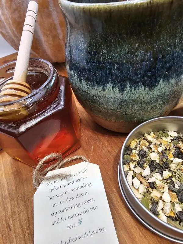 Take-Tea-And-See-Closeup Take Tea & See - Holiday Edition