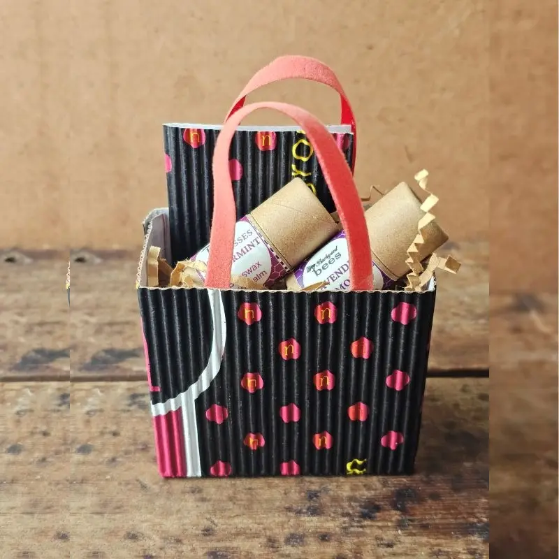 Backyard Bees Natural Body Care Products 1 Sweet Little Things eco-friendly Valentines Gift homepage hero