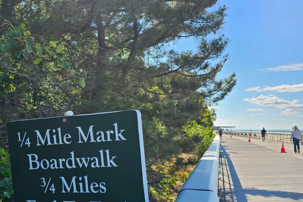 What A 10K At Sunken Meadow Taught Me About Bee Memory 2 Boardwalk sign marking the quarter-mile and three-quarter-mile points at Sunken Meadow State Park