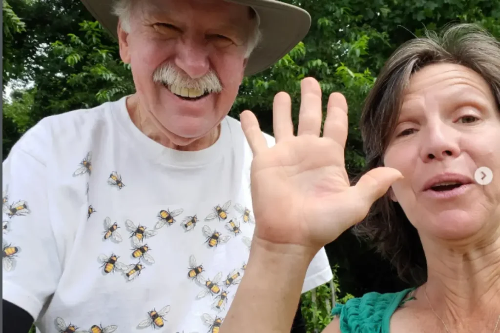 Respect The Honey 2 Beekeeper Kathy Scalzo with mentor Wally Blohm.